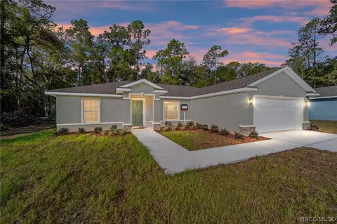 9178 N Dawn Way, Citrus Springs, FL 34434
