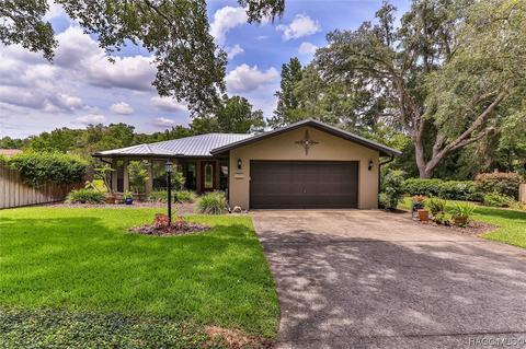 12759 N River Garden Dr, Dunnellon, FL 34433