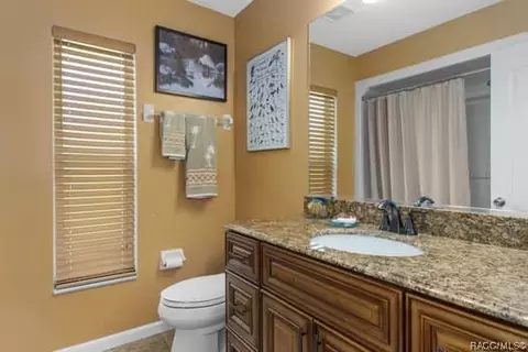 Bath - 1478 E Monopoly Loop, Inverness, FL 34453 photo 3 of 3