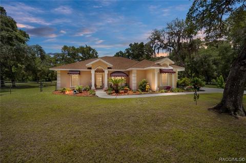 8545 E Keating Park St, Floral City, FL 34436