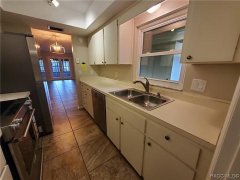 385 E Hartford St #1A, Hernando, FL 34442 photo 6