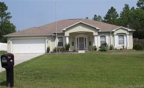 8312 N Primrose Dr, Citrus Springs, FL 34434