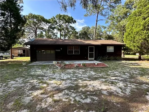 7285 W Green Acres St, Homosassa, FL 34446