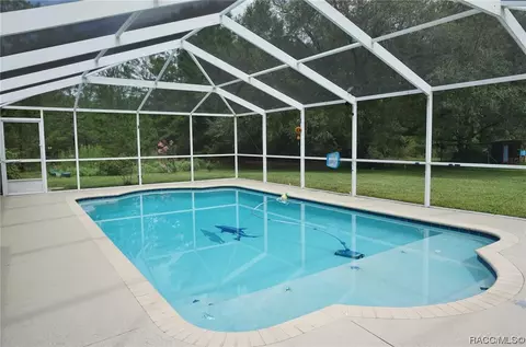 1833 E Humphrey Ln, Hernando, FL 34442 photo 3