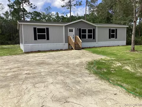6671 W Venable St, Crystal River, FL 34429