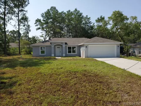 8533 N Spartan Dr, Citrus Springs, FL 34433