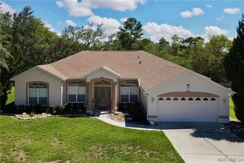 4 Dahlia Dr, Homosassa, FL 34446