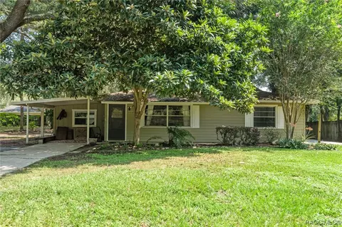 2808 W Eisenhower St, Inverness, FL 34453