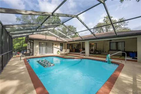 12 Salvia Ct E, Homosassa, FL 34446