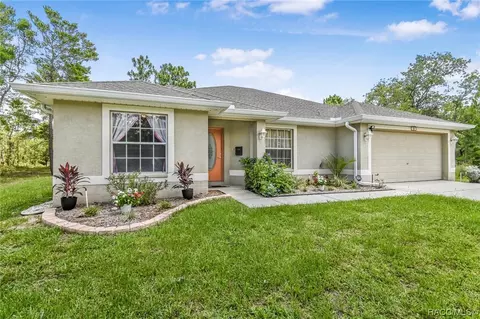29 Nemesia Ct E, Homosassa, FL 34446