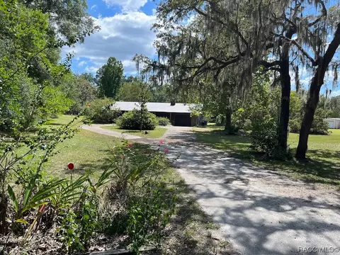 7720 N Moonwind Ter, Dunnellon, FL 34433