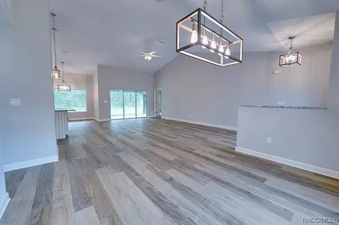 225 W National St, Hernando, FL 34442 photo 7