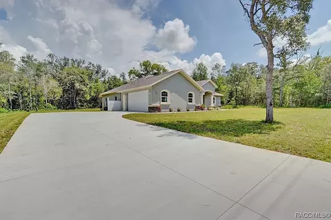 225 W National St, Hernando, FL 34442 photo 3