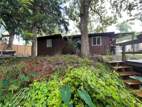 237 Mastadon Dr, Inglis, FL 34449 photo 8