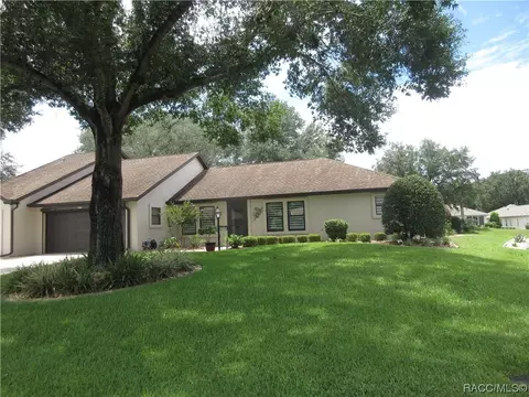6235 W Lexington Dr, Crystal River, FL 34429