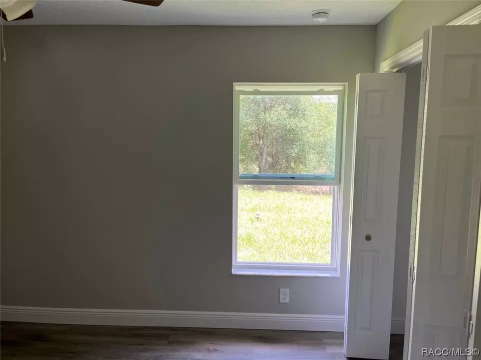  2495 W Chamberlain St, Citrus Springs, FL 34434 photo 11