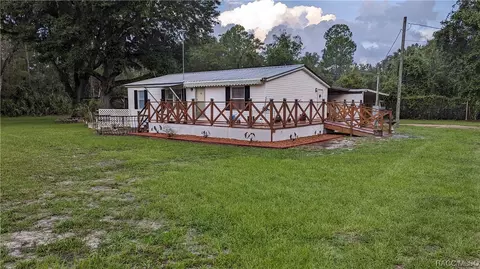 16 Neeld St, Inglis, FL 34449