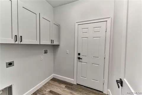 1898 E Monopoly Loop, Inverness, FL 34453 photo 5