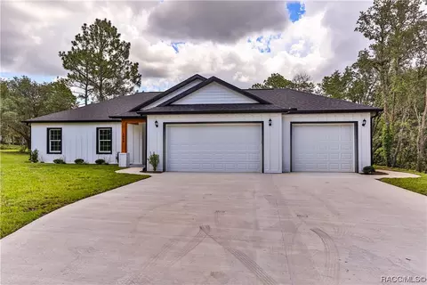 1898 E Monopoly Loop, Inverness, FL 34453 photo 3