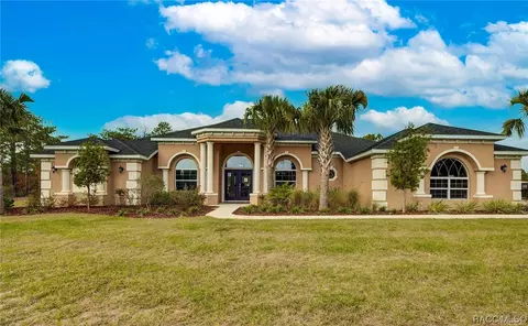 6359 W Pine Ridge Blvd, Beverly Hills, FL 34465