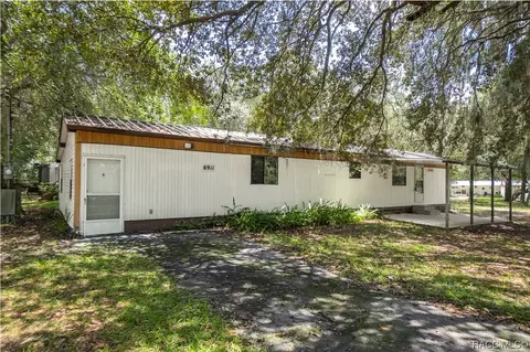 6911 S Withlapopka Dr, Floral City, FL 34436