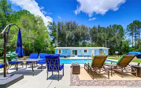 6040 W Seoul Ln, Dunnellon, FL 34433