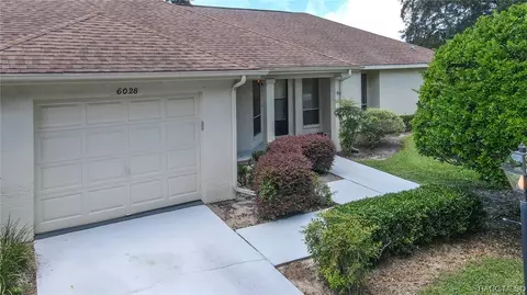 6028 W Dorset Dr, Crystal River, FL 34429