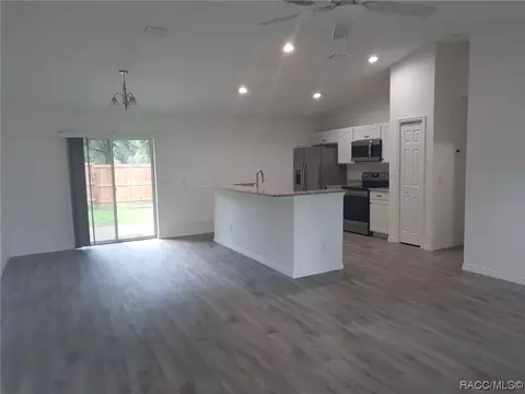 8504 E Hampton Point Rd, Inverness, FL 34450 photo 4