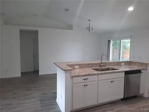 8504 E Hampton Point Rd, Inverness, FL 34450 photo 5