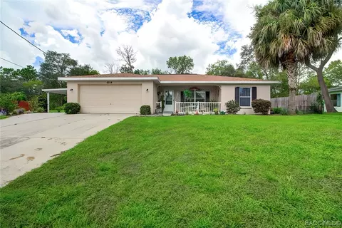 6014 N Buckland Dr, Citrus Springs, FL 34434