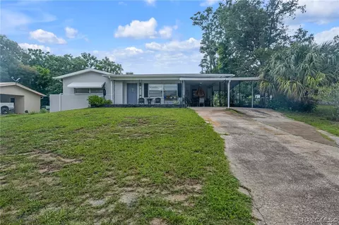 22 N Tyler St, Beverly Hills, FL 34465