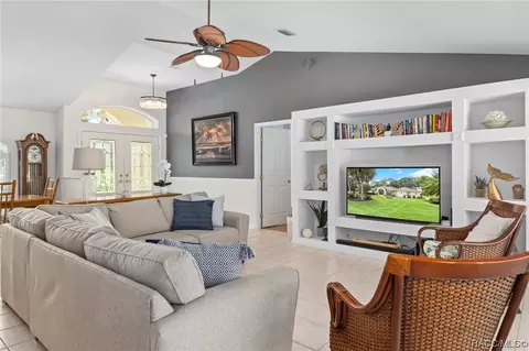 490 E Dakota Ct, Hernando, FL 34442 photo 7