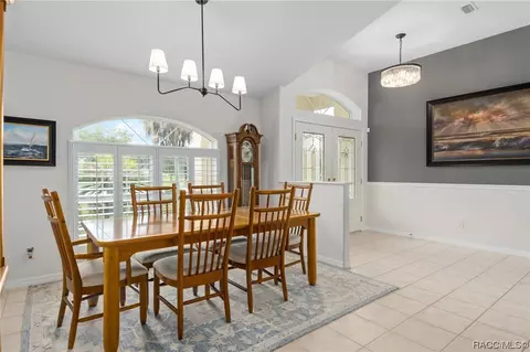 490 E Dakota Ct, Hernando, FL 34442 photo 9