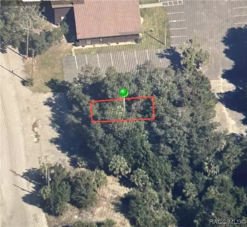 700 SE 5th Ter, Crystal River, FL 34429