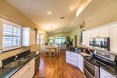 1335 W Skyview Crossing Dr, Hernando, FL 34442 photo 9