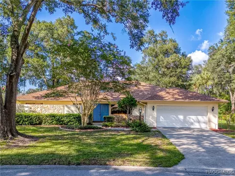 1479 N Chapelcross Loop, Crystal River, FL 34429