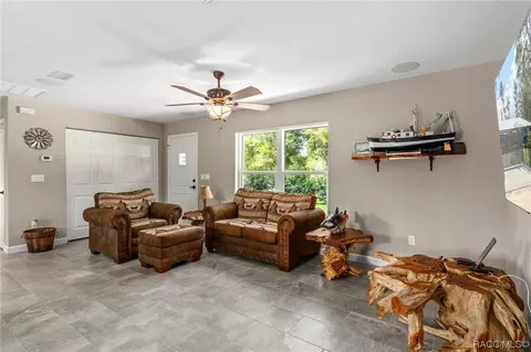 4482 E Islet Ct, Hernando, FL 34442 photo 8