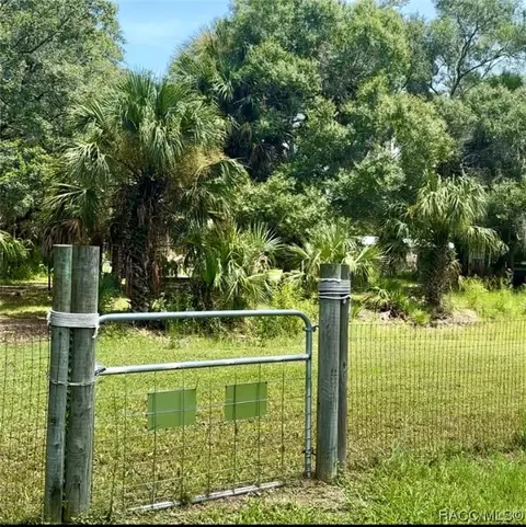 53 Rachel Ave, Inglis, FL 34449 photo 11