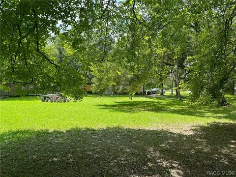 53 Rachel Ave, Inglis, FL 34449 photo 9
