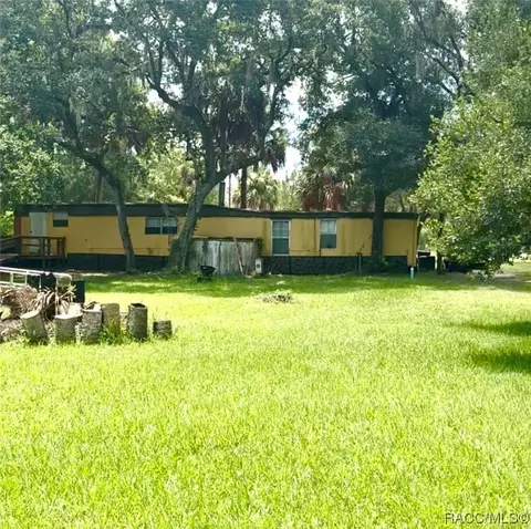 53 Rachel Ave, Inglis, FL 34449