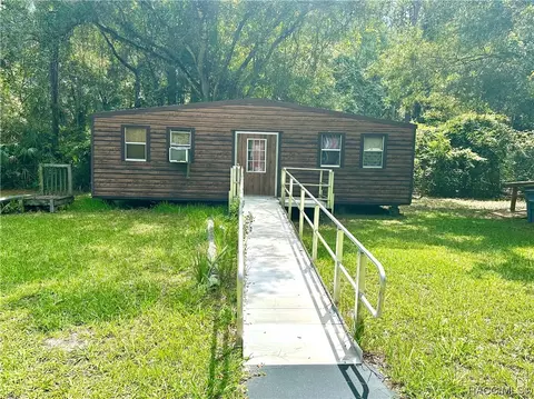 53 Rachel Ave, Inglis, FL 34449 photo 2