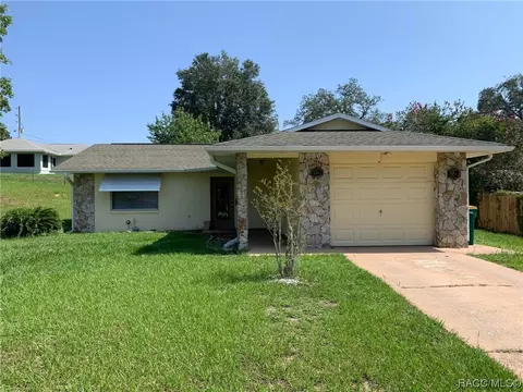 414 Hudson St, Inverness, FL 34452