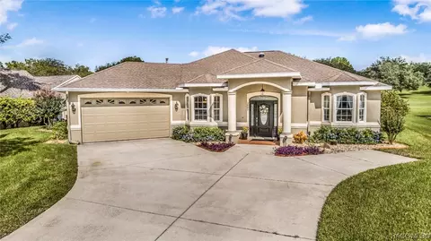 2885 N Brentwood Cir, Lecanto, FL 34461