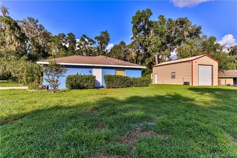 9204 E Royal Palm Dr, Inverness, FL 34450