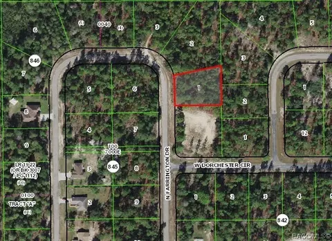 8931 N Farrington Dr, Citrus Springs, FL 34433
