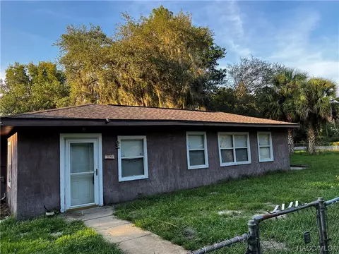 4715 E Harvard Dr, Hernando, FL 34442