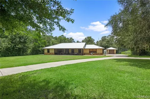 5908 E Tenison St, Inverness, FL 34452
