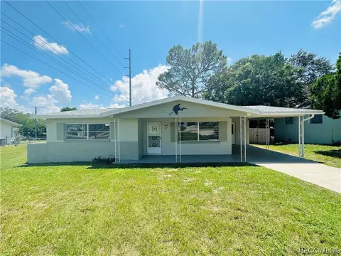 31 N Lincoln Ave, Beverly Hills, FL 34465