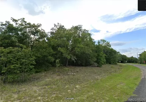 10792 N Academy Dr, Citrus Springs, FL 34434