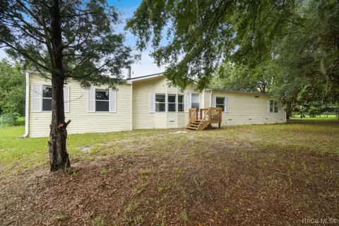 9728 W Seven Rivers Farm St, Crystal River, FL 34428